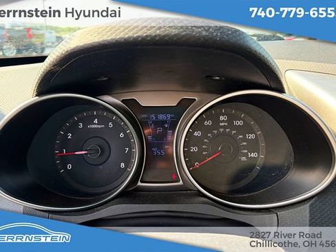Used 2012 Hyundai Veloster w/ Style Pkg FWD image 13