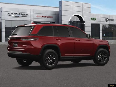 New 2025 Jeep Grand Cherokee Altitude image 8