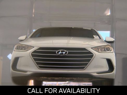 Used 2017 Hyundai Elantra SE FWD image 5