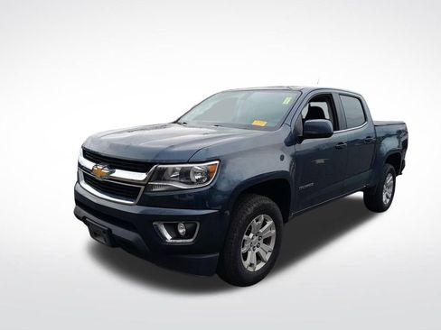 Used 2019 Chevrolet Colorado LT w/ LT Convenience Package AWD/4WD image 3