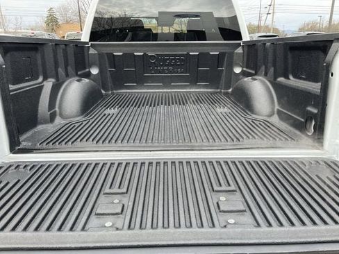 Used 2023 Ford F150 XLT image 23