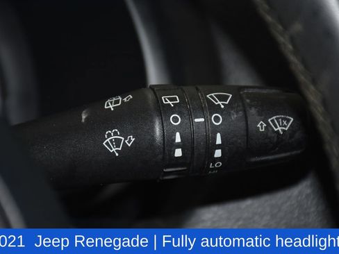 Used 2021 Jeep Renegade Latitude image 12