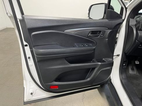 Used 2023 Honda Passport EX-L image 25