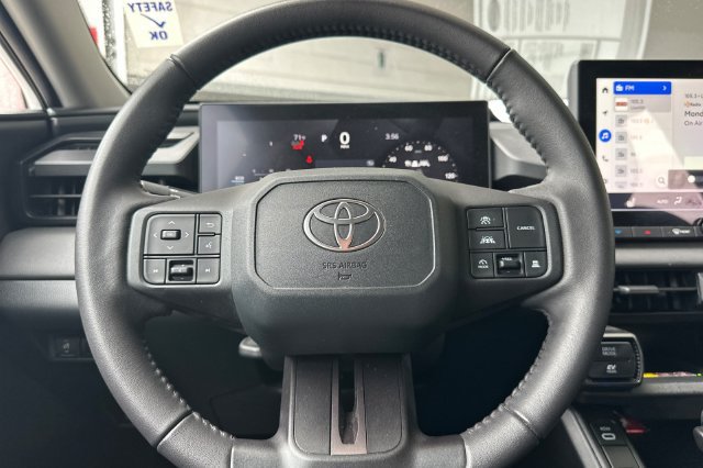 Used 2026 Toyota RAV4 XLE Premium FWD image 28