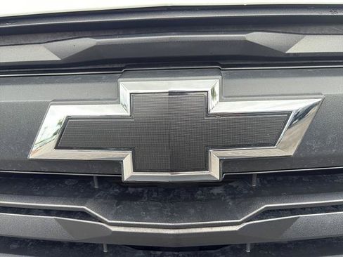 Used 2024 Chevrolet Colorado Trail Boss w/ Advanced Trailering Package AWD/4WD image 11
