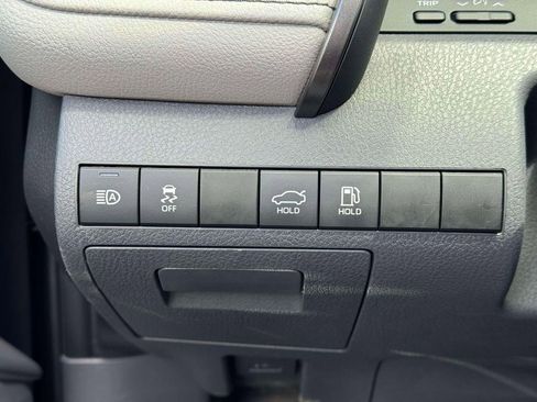 Used 2023 Toyota Camry SE AWD/4WD image 21