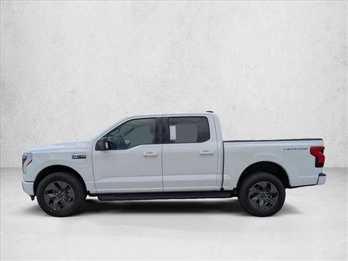 New 2025 Ford F150 Lightning Flash AWD/4WD image 9