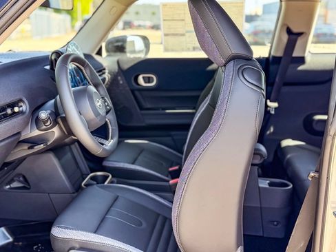 New 2026 MINI Cooper 2-Door Hardtop FWD image 18