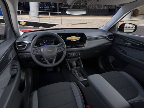 New 2026 Chevrolet TrailBlazer LT w/ Driver Confidence Package FWD image 15