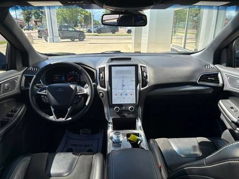 Used 2022 Ford Edge ST w/ Equipment Group 401A AWD/4WD image 15