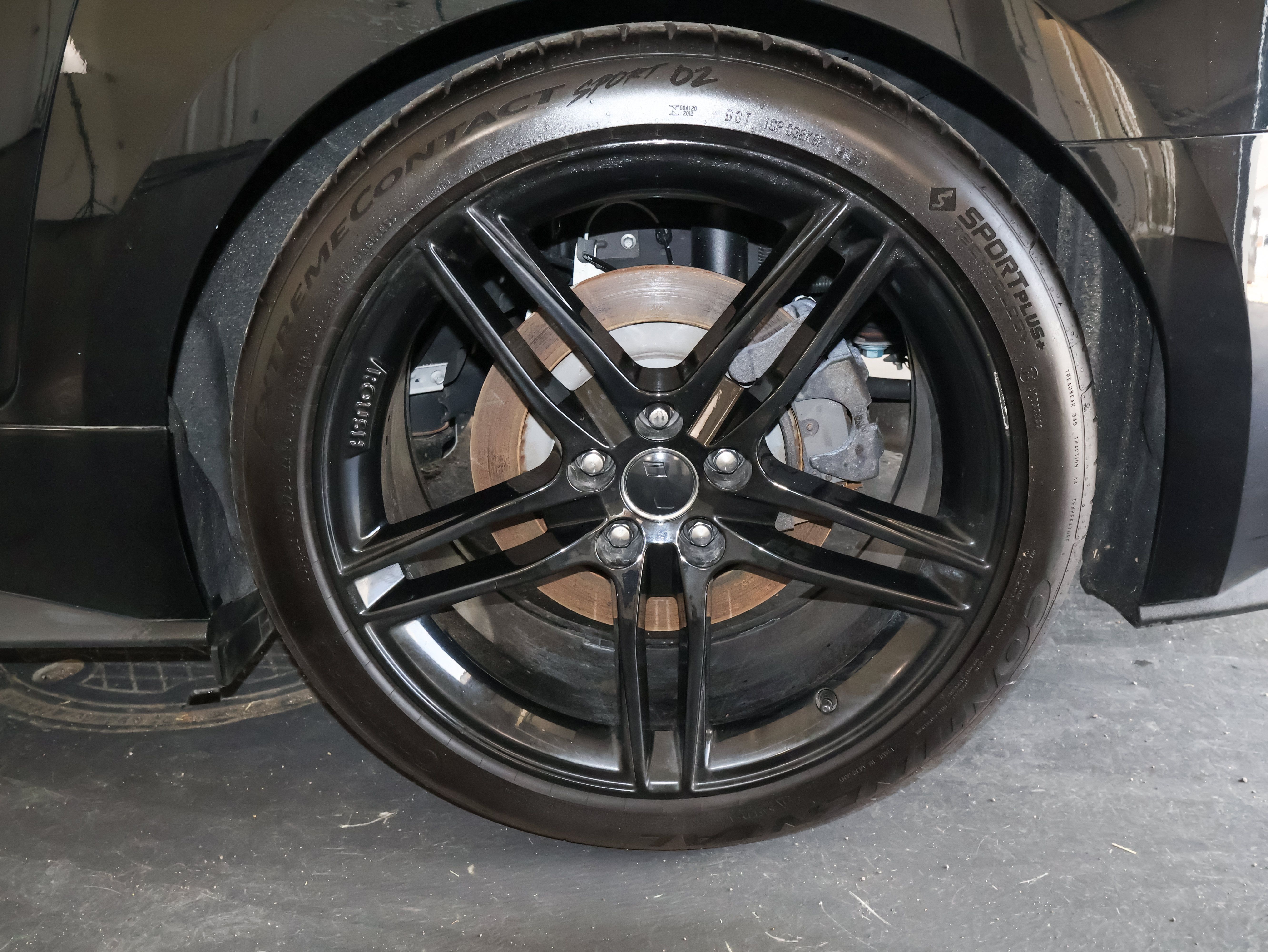 Used 2018 Ford Mustang GT Premium w/ GT Performance Package RWD image 37