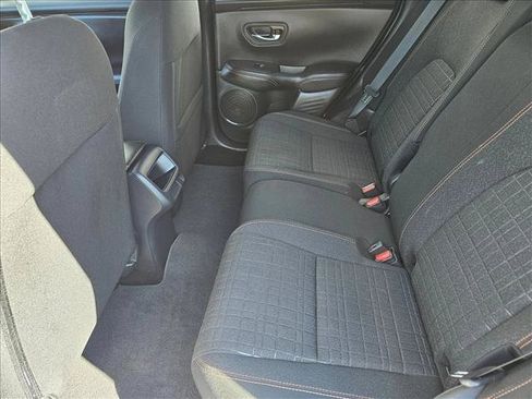 Used 2025 Honda HR-V Sport image 18