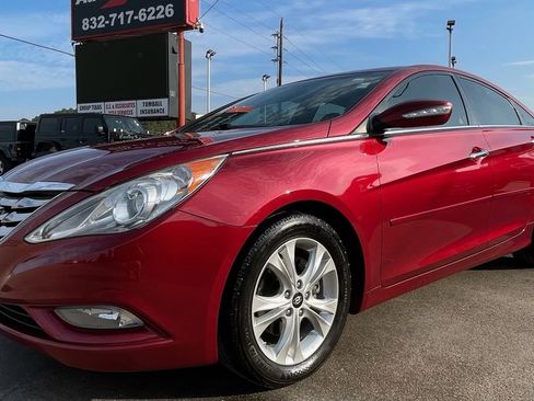 Used 2011 Hyundai Sonata Limited w/ Navigation Pkg 5 image 4