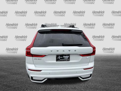 Certified 2024 Volvo XC60 T8 Ultimate w/ Climate Package image 9