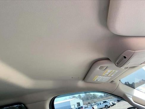 Used 2022 Ford Expedition XLT image 22