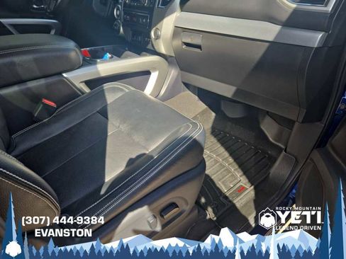 Used 2019 Nissan Titan PRO-4X w/ Pro-4x Convenience Package image 15