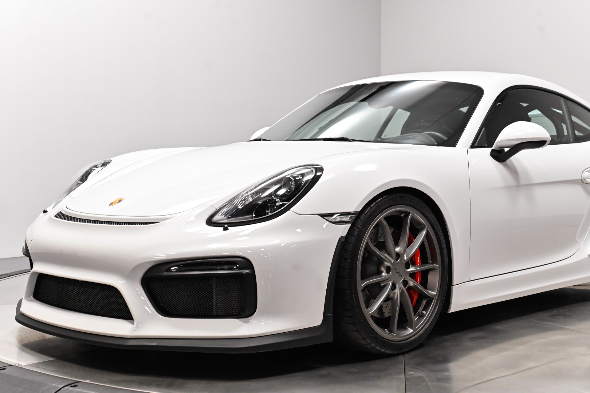 Used 2016 Porsche Cayman GT4 RWD image 5