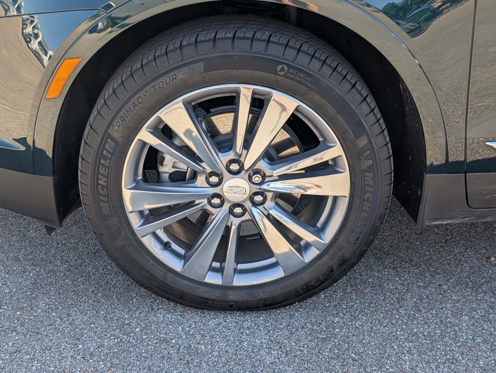 Certified 2024 Cadillac XT5 Premium Luxury FWD image 12