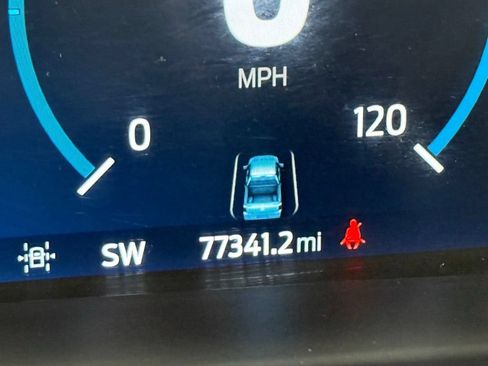Used 2022 Ford F150 Lariat w/ FX4 Off-Road Package AWD/4WD image 24