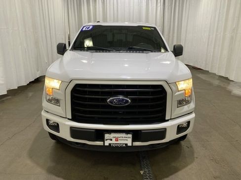 Used 2016 Ford F150 XLT w/ Equipment Group 302A Luxury image 9