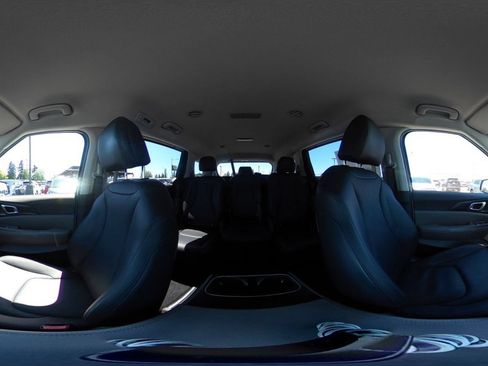 Used 2026 Kia Carnival FWD image 45