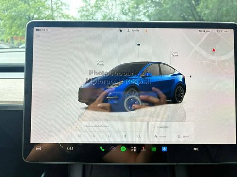 Used 2023 Tesla Model Y Long Range AWD/4WD image 12