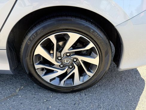 Used 2017 Honda Civic EX image 33