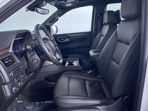 Used 2023 Chevrolet Tahoe High Country w/ Premium Package image 12