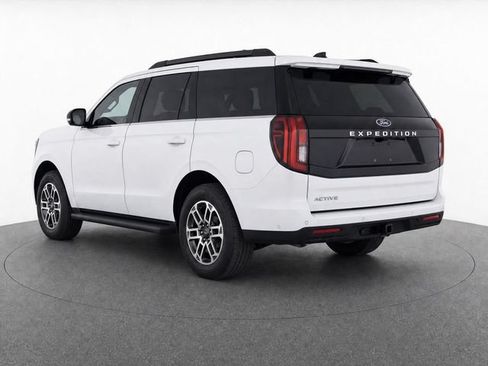 Used 2025 Ford Expedition Active AWD/4WD image 15