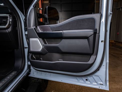 Used 2026 Ford F250 Platinum image 36