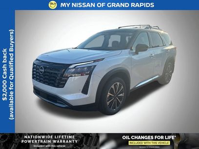 New 2026 Nissan Pathfinder Platinum w/ Cargo Package