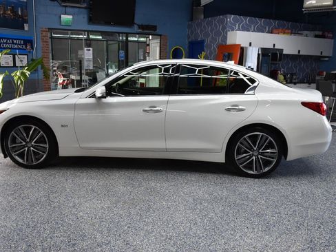 Used 2017 INFINITI Q50 Sport AWD/4WD image 9
