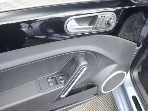 Used 2019 Volkswagen Beetle 2.0T Final Edition SEL image 30