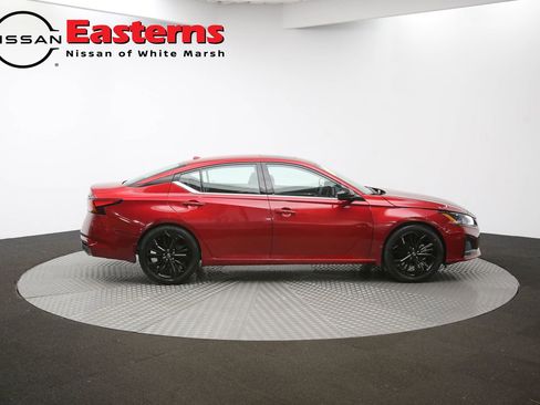 Used 2023 Nissan Altima 2.5 SR w/ SR Premium Package image 73