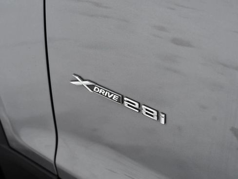 Used 2017 BMW X3 xDrive28i image 7