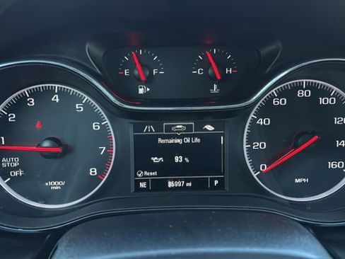 Used 2019 Chevrolet Cruze LS w/ LS Convenience Package image 12