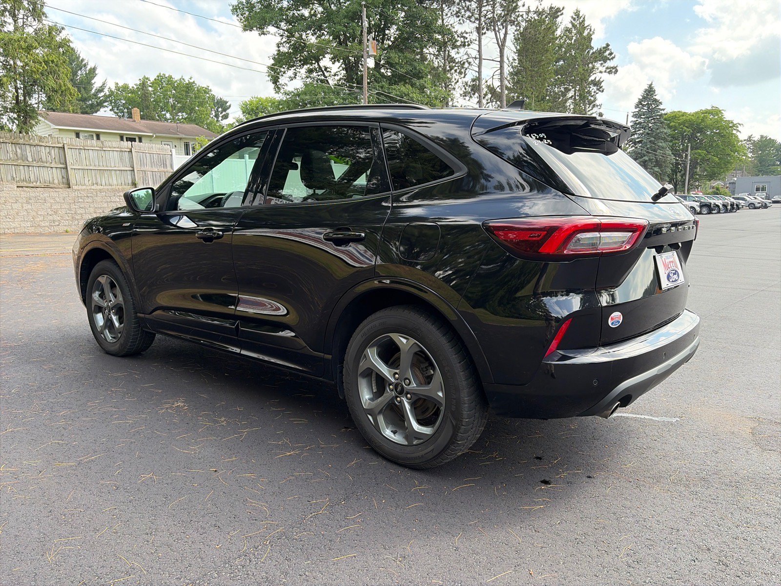 Used 2024 Ford Escape ST-Line w/ Tech Pack #1 AWD/4WD image 4