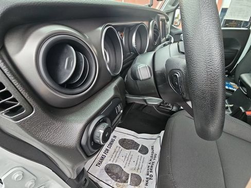 Used 2023 Jeep Wrangler Unlimited Sport AWD/4WD image 11