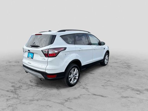 Used 2018 Ford Escape SE image 8