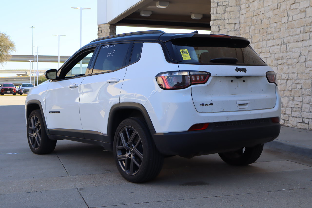 Used 2026 Jeep Compass Limited AWD/4WD image 3