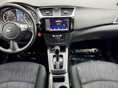 Used 2019 Nissan Sentra SV image 17