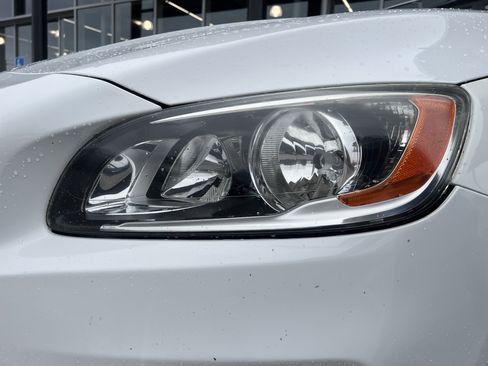 Used 2014 Volvo S60 T5 image 11