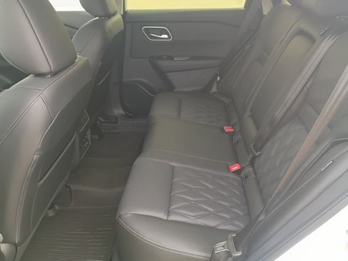 New 2026 Nissan Rogue Platinum w/ Tech Package image 24