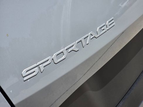 New 2026 Kia Sportage EX FWD image 8