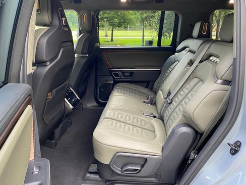 Used 2023 Rivian R1S Adventure Dual AWD/4WD image 18