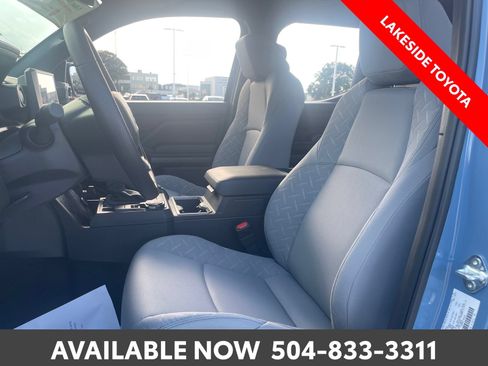 Certified 2026 Toyota Tacoma SR5 AWD/4WD image 28