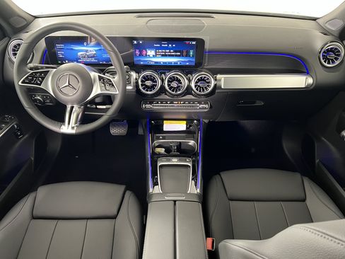 New 2026 Mercedes-Benz GLB 250 4MATIC image 23