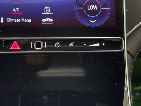 Used 2024 Mercedes-Benz EQE AMG 4MATIC SUV image 35