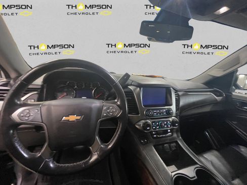 Used 2019 Chevrolet Suburban LT image 10