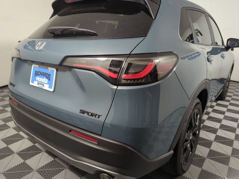 Certified 2026 Honda HR-V Sport image 6